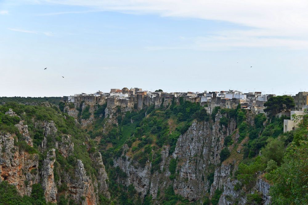 la terra delle gravine