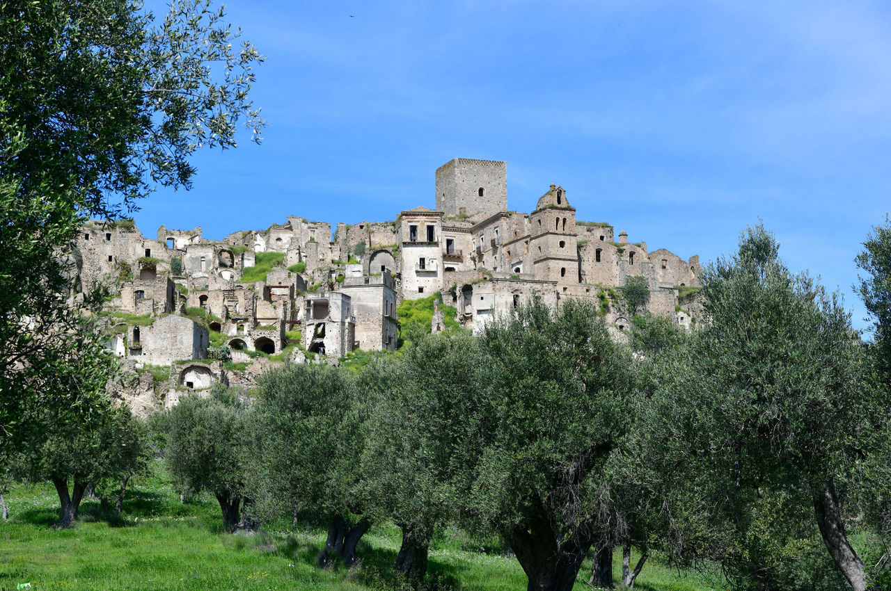 Craco e i calanchi Lucani